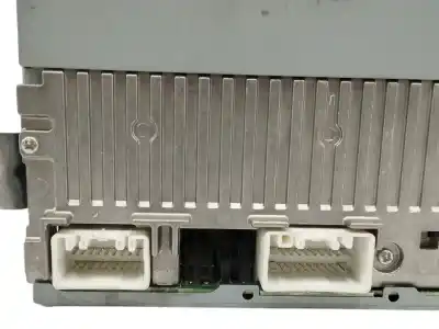 Автозапчастина б/у аудіо система / радіо cd для mitsubishi outlander ii (cw_w) 2.0 di-d (cw8w) посилання на oem iam 8701a215  dy6mw7u59