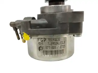 Peça sobressalente para automóvel em segunda mão depressor de travões / bomba de vácuo por opel corsa d 1.3 16v cdti cat (z 13 dth / l4i) referências oem iam 55193232  