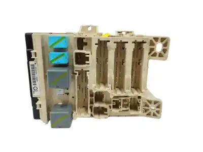 Pièce détachée automobile d'occasion boîtes à fusibles pour lexus rx 3.3 v6 24v cat références oem iam 