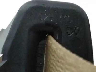 Pezzo di ricambio per auto di seconda mano cintura di sicurezza posteriore centrale per bmw 7 (e65, e66, e67) 730 d riferimenti oem iam 7025410  