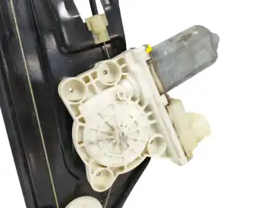 Second-hand car spare part rear right window regulator for bmw 7 (e65, e66, e67) 730 d oem iam references 7024814  67628382002