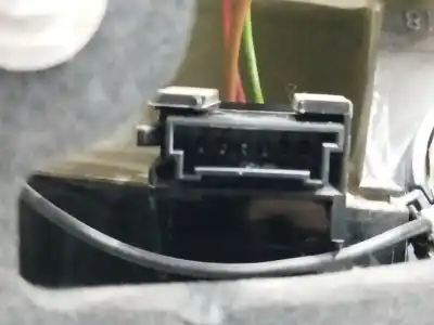 Peça sobressalente para automóvel em segunda mão farolim traseiro direito por bmw 7 (e65, e66, e67) 730 d referências oem iam 63217164736  