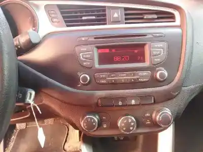 Peça sobressalente para automóvel em segunda mão sistema de áudio / rádio cd por kia cee´d (jd) 1.4 cvvt referências oem iam 96170a2600wk  