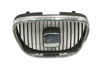 Second-hand car spare part Front Grille for SEAT TOLEDO (5P2) 1.9 TDI OEM IAM references 5P0853654  