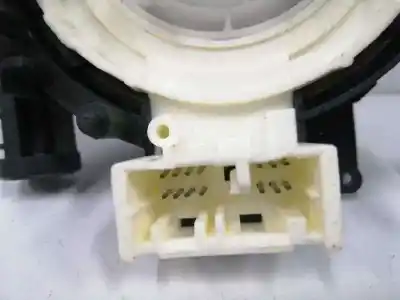 Pièce détachée automobile d'occasion contacteur tournant d'airbag pour nissan pathfinder 2.5 td références oem iam b5567bh00a 2121sd 