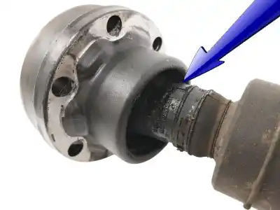 Pezzo di ricambio per auto di seconda mano trasmissione centrale per bmw serie 7 (e65/e66) 4.0 v8 cat riferimenti oem iam 7530431  