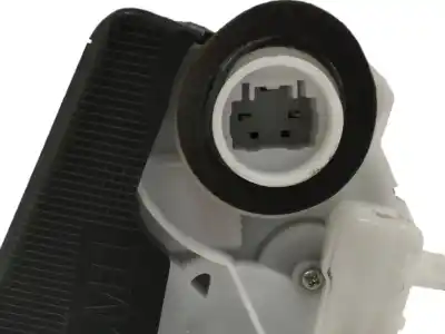 Автозапчасти б/у замок задней левой двери за toyota yaris (_p13_) 1.5 (nsp131_) ссылки oem iam u2014120  