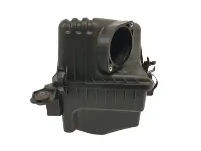 Second-hand car spare part air filter for kia cee´d 1.6 crdi cat oem iam references 281002h200  