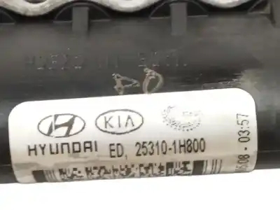 Pezzo di ricambio per auto di seconda mano radiatore d acqua per kia cee´d 2.0 crdi riferimenti oem iam 253101h800  