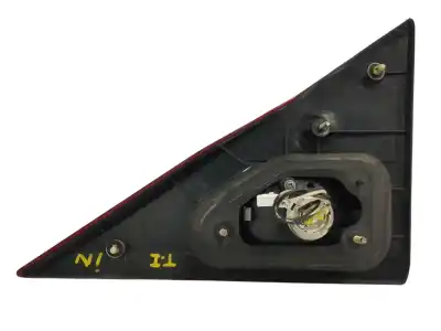 Second-hand car spare part interior left tailgate light for ssangyong rodius 2.7 turbodiesel cat oem iam references 8360221201  