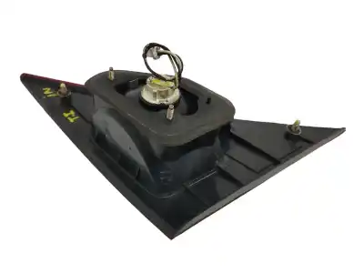 Second-hand car spare part interior left tailgate light for ssangyong rodius 2.7 turbodiesel cat oem iam references 8360221201  
