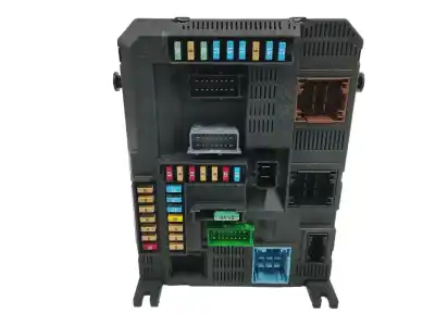 Pezzo di ricambio per auto di seconda mano scatola relè/fusibili per peugeot 208 i (ca_, cc_) 1.2 vti 82 riferimenti oem iam 9807531680