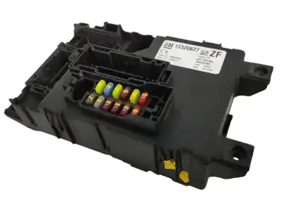 Second-hand car spare part fuse box unit for opel corsa d 1.0 12v cat (a 10 xep / ldb) oem iam references 13320627  