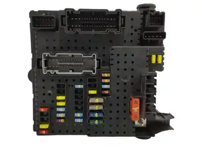 Second-hand car spare part fuse box unit for volvo xc70 2.4 diesel cat oem iam references 30728512