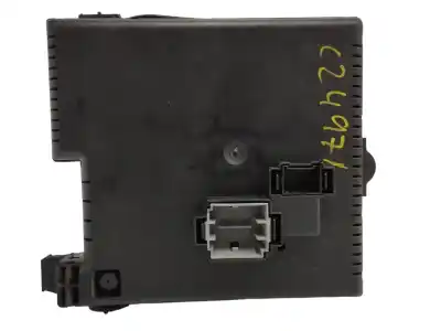 Second-hand car spare part fuse box unit for volvo xc70 2.4 diesel cat oem iam references 30728512  