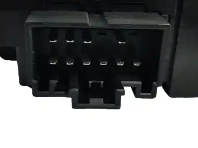 Second-hand car spare part left front power window switch for volvo xc70 2.4 diesel cat oem iam references 30739980  