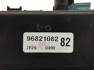 İkinci el araba yedek parçası röle/sigorta kutusu için chevrolet captiva 2.0 diesel cat oem iam referansları 96821082  