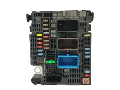 Peça sobressalente para automóvel em segunda mão caixa de fusíveis e relés por citroen c4 picasso 1.6 blue-hdi fap referências oem iam 9810296180