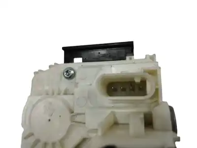 Автозапчастина б/у замок заднього правого дверя для jeep renegade suv (bu, b1, bv) 1.6 crd посилання на oem iam 52082561  