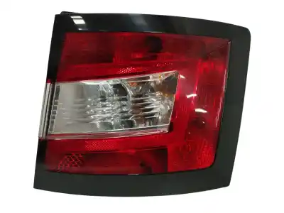 Автозапчастина б/у правий ліхтар для skoda fabia combi 1.0 mpi посилання на oem iam 6v6945096  