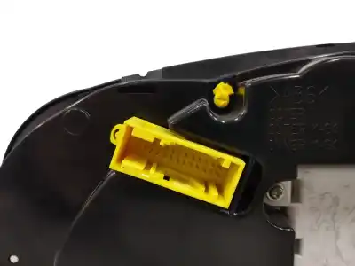 Peça sobressalente para automóvel em segunda mão quadrante por peugeot 5008 1.2 12v e-thp referências oem iam 9804263880  