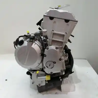 Pièce détachée automobile d'occasion MOTEUR COMPLET pour YAMAHA FZ 1 / FZ 6 FAZER  Références OEM IAM J507E  
