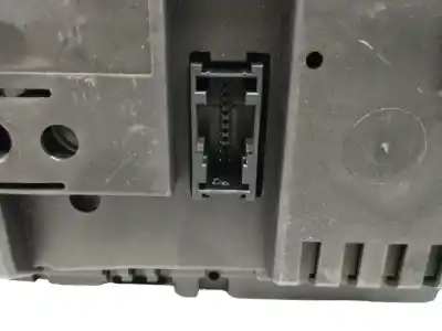 Peça sobressalente para automóvel em segunda mão quadrante por bmw serie 1 berlina (e81/e87) 116d referências oem iam 2154606  9242332