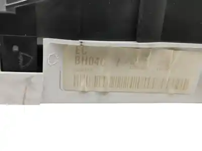 Second-hand car spare part dashboard for nissan note (e11e) tekna oem iam references bh04c  2adh6be