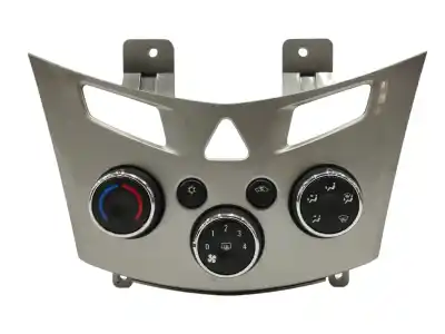 Peça sobressalente para automóvel em segunda mão comando de sofagem (chauffage / ar condicionado)  por chevrolet trax 1.7 diesel cat referências oem iam 95332722