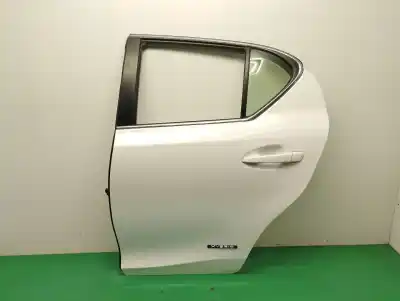 Second-hand car spare part  for LEXUS CT  OEM IAM references 6700476010  