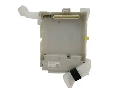 Peça sobressalente para automóvel em segunda mão caixa de fusíveis e relés por lexus ct 1.8 16v cat (híbrido) referências oem iam 8273076030