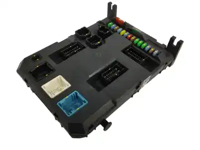 Pezzo di ricambio per auto di seconda mano scatola relè/fusibili per citroen c3 picasso (sh_) 1.6 hdi 90 riferimenti oem iam 9666952380  