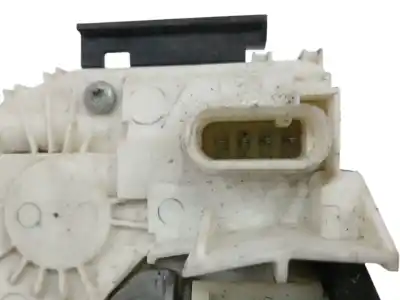 Second-hand car spare part front right door lock for dodge caliber se oem iam references   