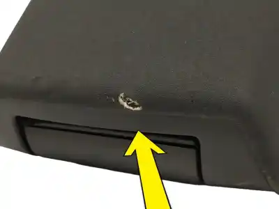 Автозапчасти б/у центральный подлокотник за volvo v40 1.6 diesel cat ссылки oem iam 31366331  