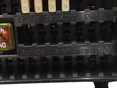 Second-hand car spare part fuse box unit for volvo v40 1.6 diesel cat oem iam references av6t14k131ab  