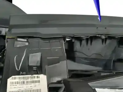 Peça sobressalente para automóvel em segunda mão tablier por seat leon st (5f8) 2.0 tdi referências oem iam 5f1857005b 6f0880201k 