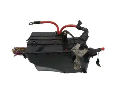 Second-hand car spare part fuse box unit for volvo v40 1.6 diesel cat oem iam references av6t14a067ac  