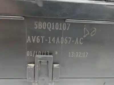 Second-hand car spare part fuse box unit for volvo v40 1.6 diesel cat oem iam references av6t14a067ac  