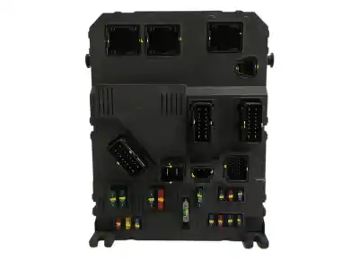 Pezzo di ricambio per auto di seconda mano SCATOLA RELÈ/FUSIBILI per PEUGEOT 206 CC  Riferimenti OEM IAM 9645747480  