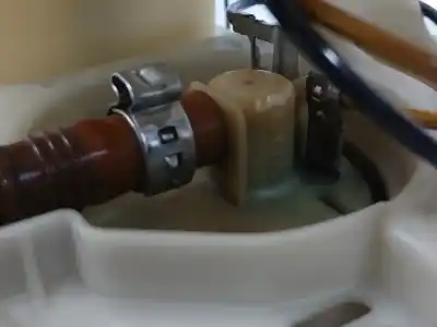 Peça sobressalente para automóvel em segunda mão boia / bomba combustível por audi a3 (8p1) 1.6 referências oem iam 1k0919051h  228235029001