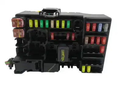 Peça sobressalente para automóvel em segunda mão caixa de fusíveis e relés por opel adam (m13) 1.4 referências oem iam 