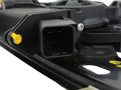 Peça sobressalente para automóvel em segunda mão elevador de vidros dianteiro direito por opel adam (m13) 1.4 referências oem iam 13350350  