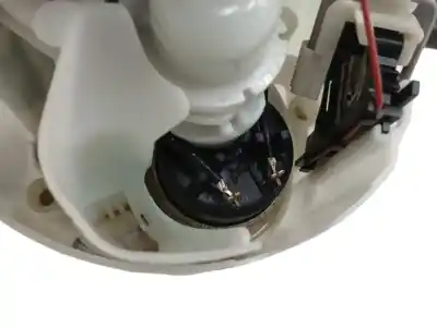 Peça sobressalente para automóvel em segunda mão boia / bomba combustível por seat leon st (5f8) 1.5 tsi referências oem iam 5q0919051bf  0580200381