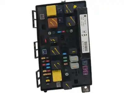 Peça sobressalente para automóvel em segunda mão caixa de fusíveis e relés por opel astra h (a04) 1.9 cdti (l48) referências oem iam 13206754