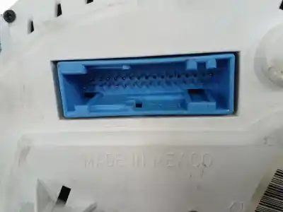 Автозапчасти б/у приборная доска за volkswagen new beetle (9c1/1c1) 2.0 ссылки oem iam 1c0920800c  