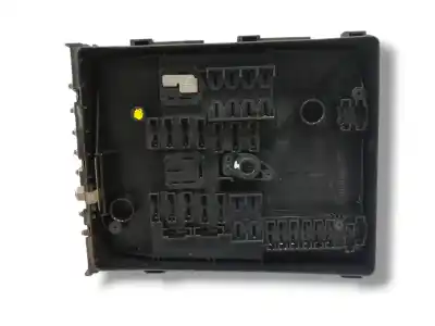 Автозапчасти б/у блок реле/предохранителей за VOLKSWAGEN CADDY III MONOSPACE (2KB, 2KJ, 2CB, 2CJ) 1.9 TDI ссылки OEM IAM 1K0937125A  2K1937535