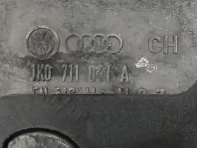 Автозапчасти б/у рычаг переключения передач за volkswagen caddy iii monospace (2kb, 2kj, 2cb, 2cj) 1.9 tdi ссылки oem iam 1k0711061a  