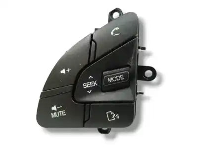 Peça sobressalente para automóvel em segunda mão comandos do volante por ssangyong tivoli 1.5 referências oem iam 8915035430