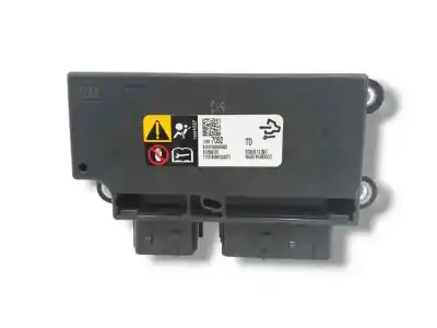 Peça sobressalente para automóvel em segunda mão  por OPEL CORSA D (S07)  Referências OEM IAM 13597092  812586170