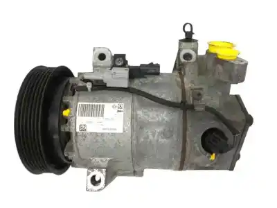 Peça sobressalente para automóvel em segunda mão COMPRESSOR DE AR CONDICIONADO A/A A/C por RENAULT CAPTUR I (J5_, H5_)  Referências OEM IAM 926004990R  